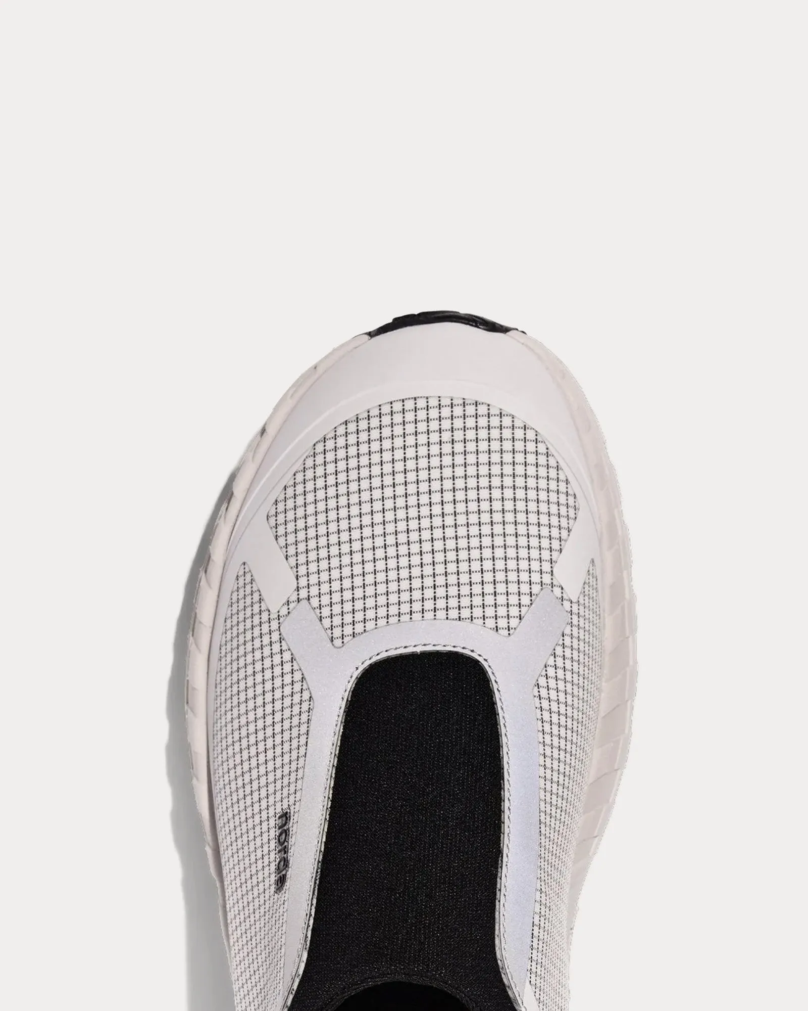 003 Ash Running Shoes