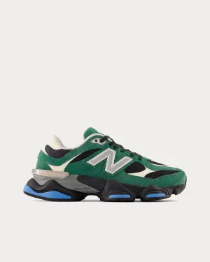 9060 Team Forest Green / Black / Sea Salt Low Top Sneakers