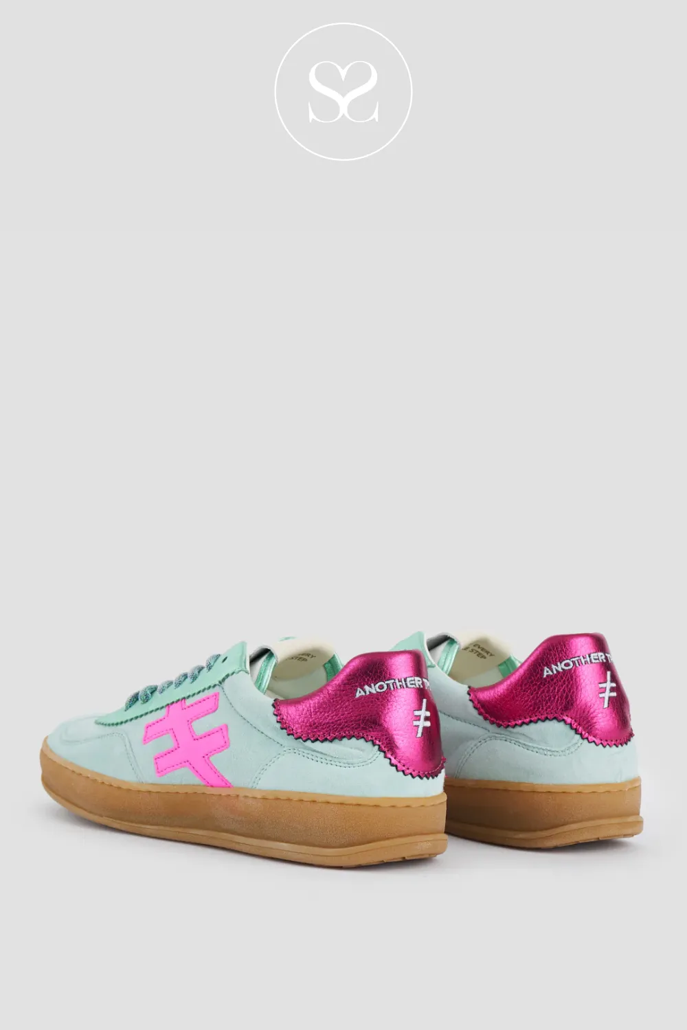 ANOTHER TREND ICONIC A032M368 MINT TRAINERS