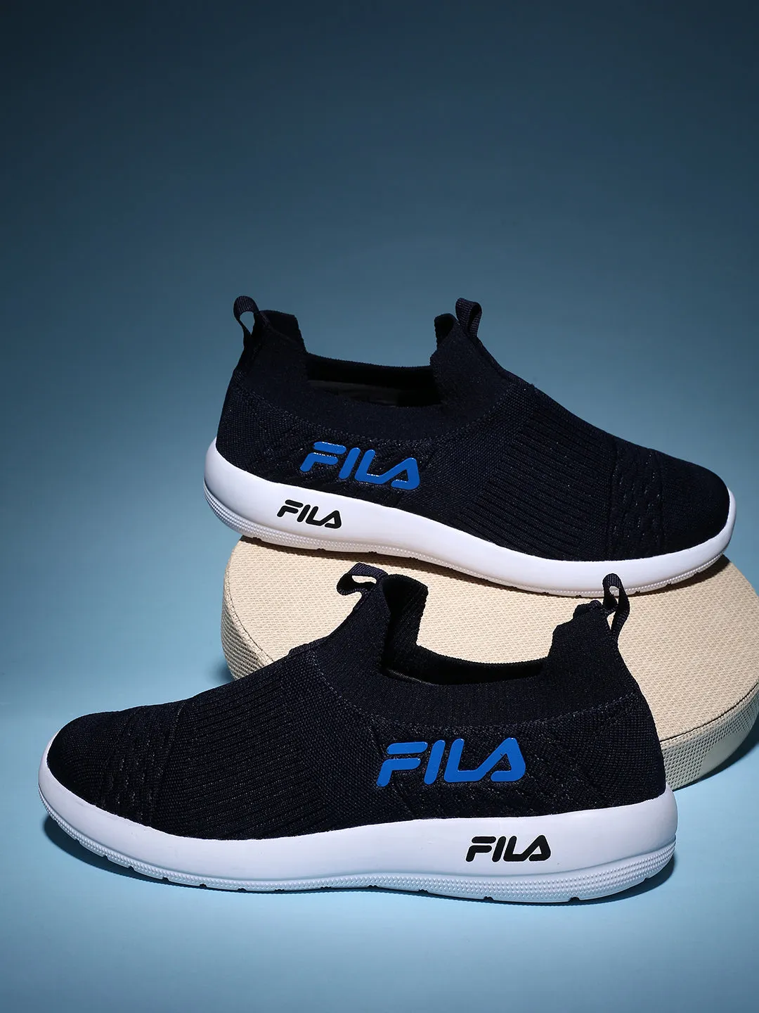 Fila White Daiz Men's Running Shoes
