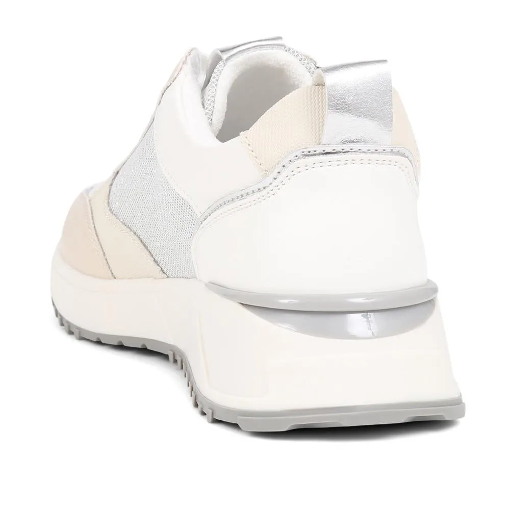 Lace-Up Trainers  - BELWBINS39017 / 324 930
