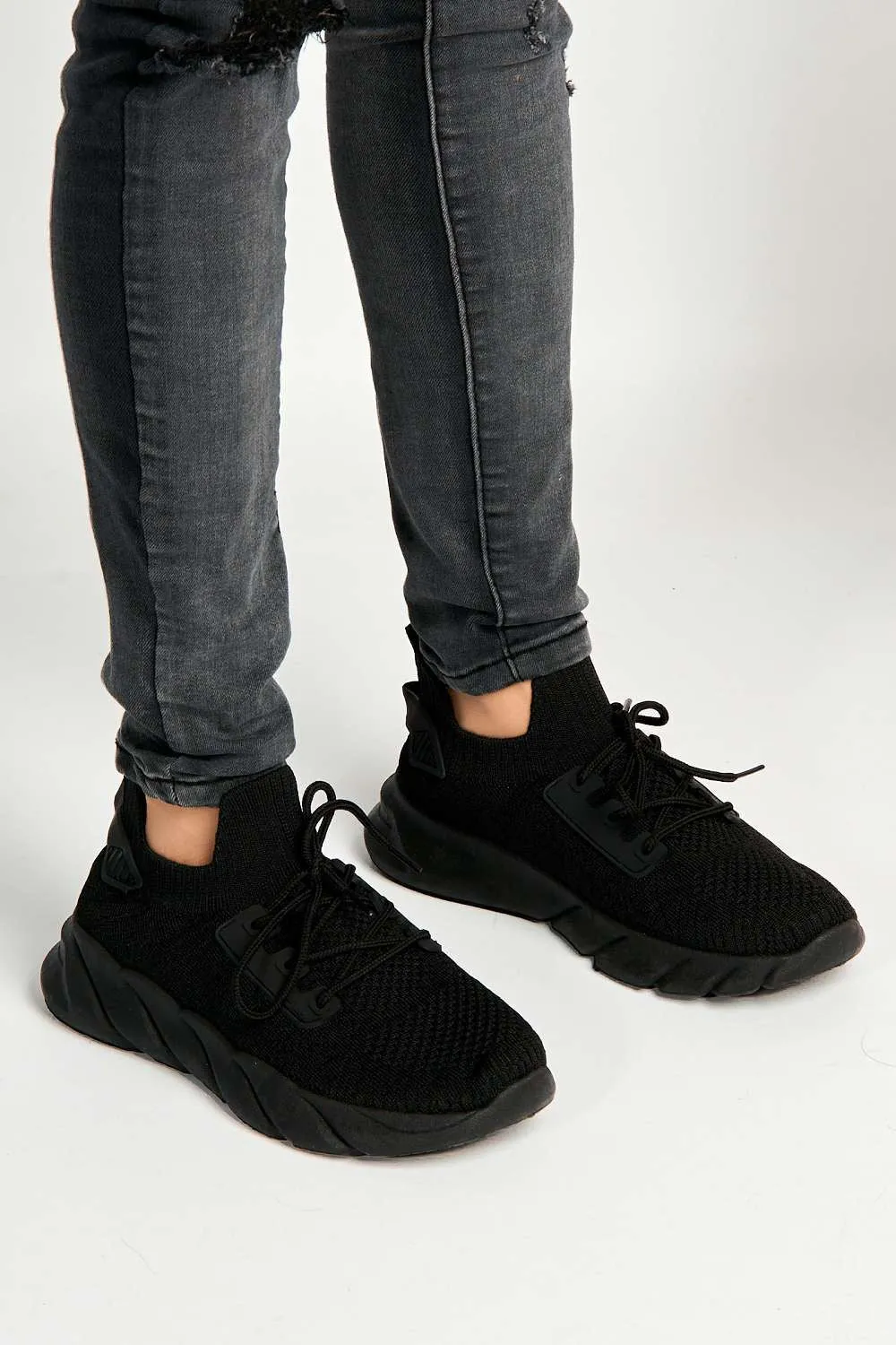 Savi Lace Up Trainers in Black