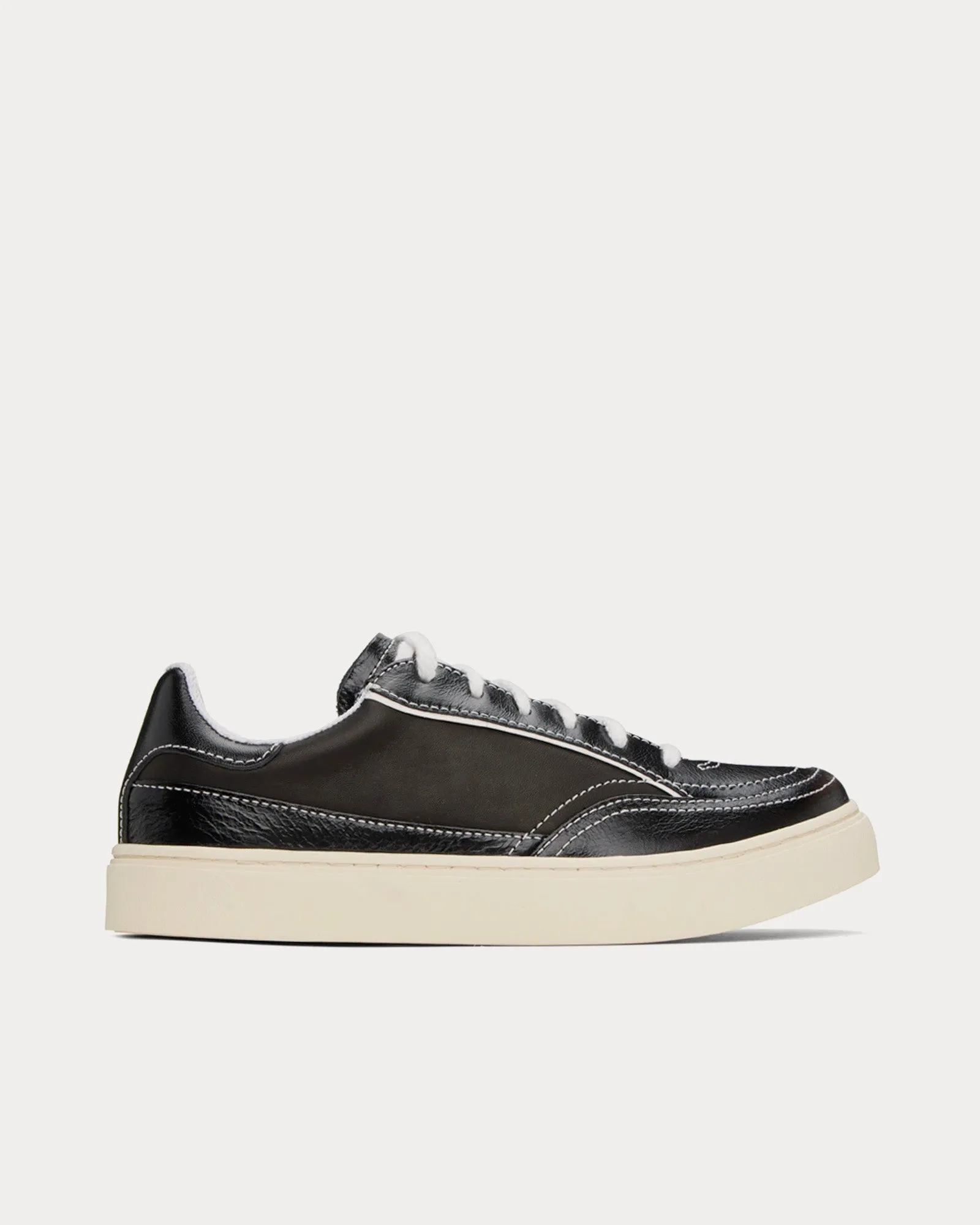 Skimmer Leather Black Low Top Sneakers