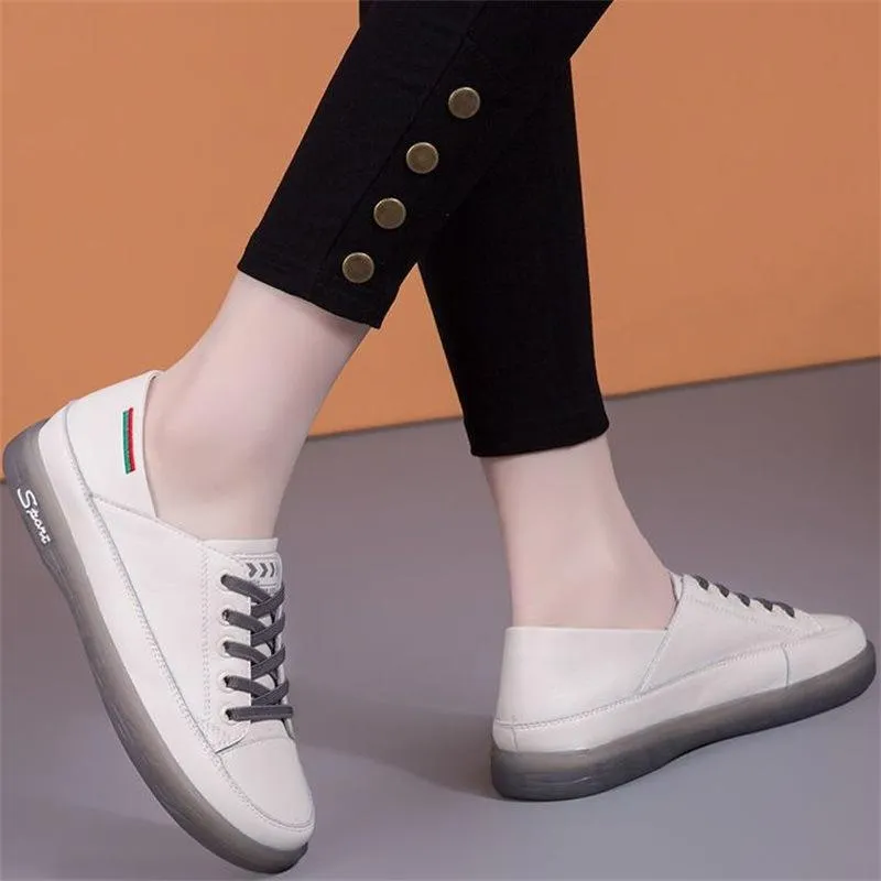Soft-soled versatile leather casual shoes