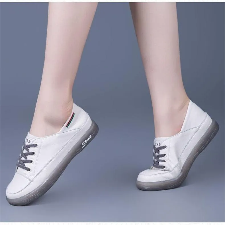 Soft-soled versatile leather casual shoes