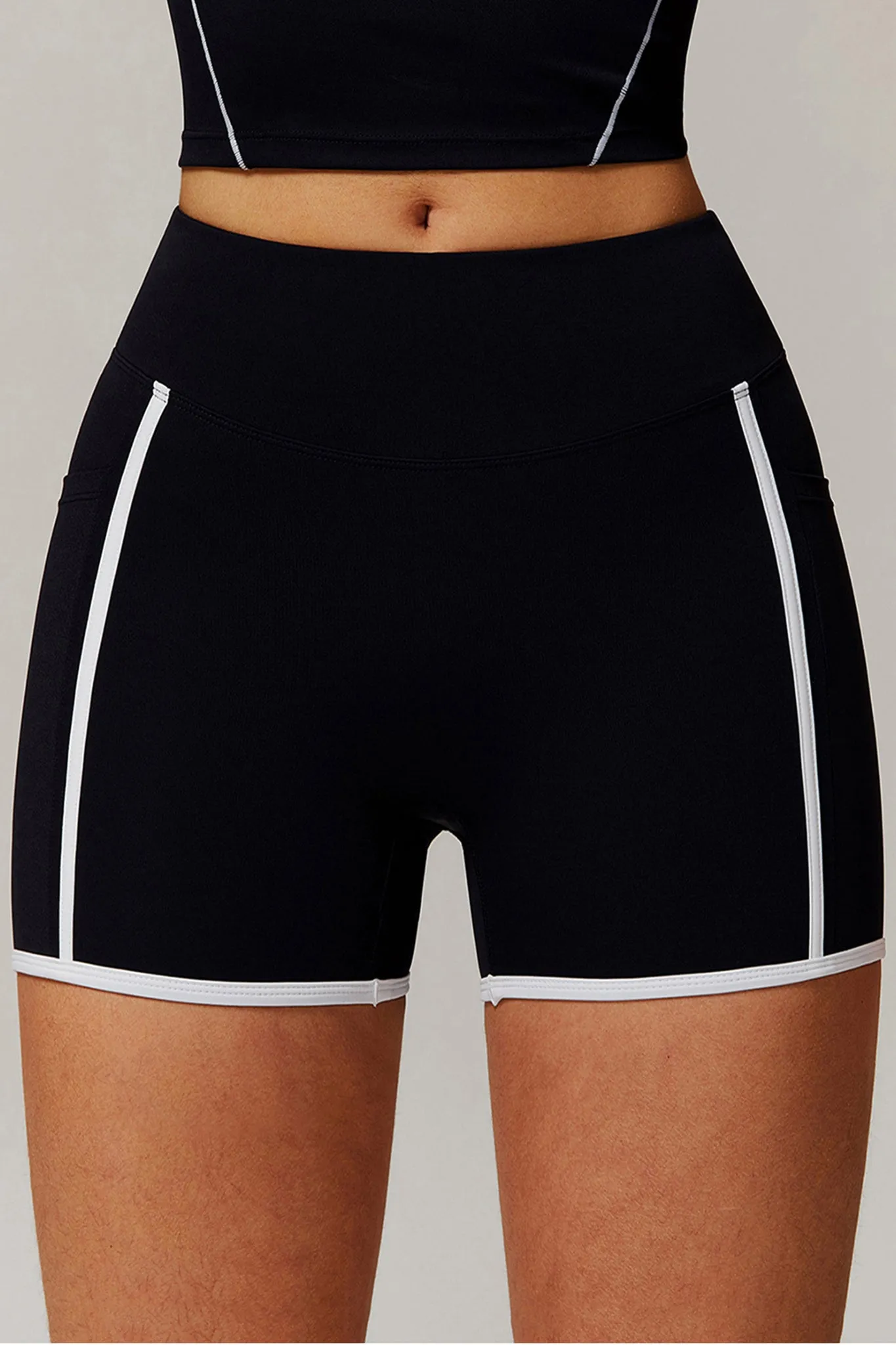 SwiftFlex Pocket Performance Shorts - Black