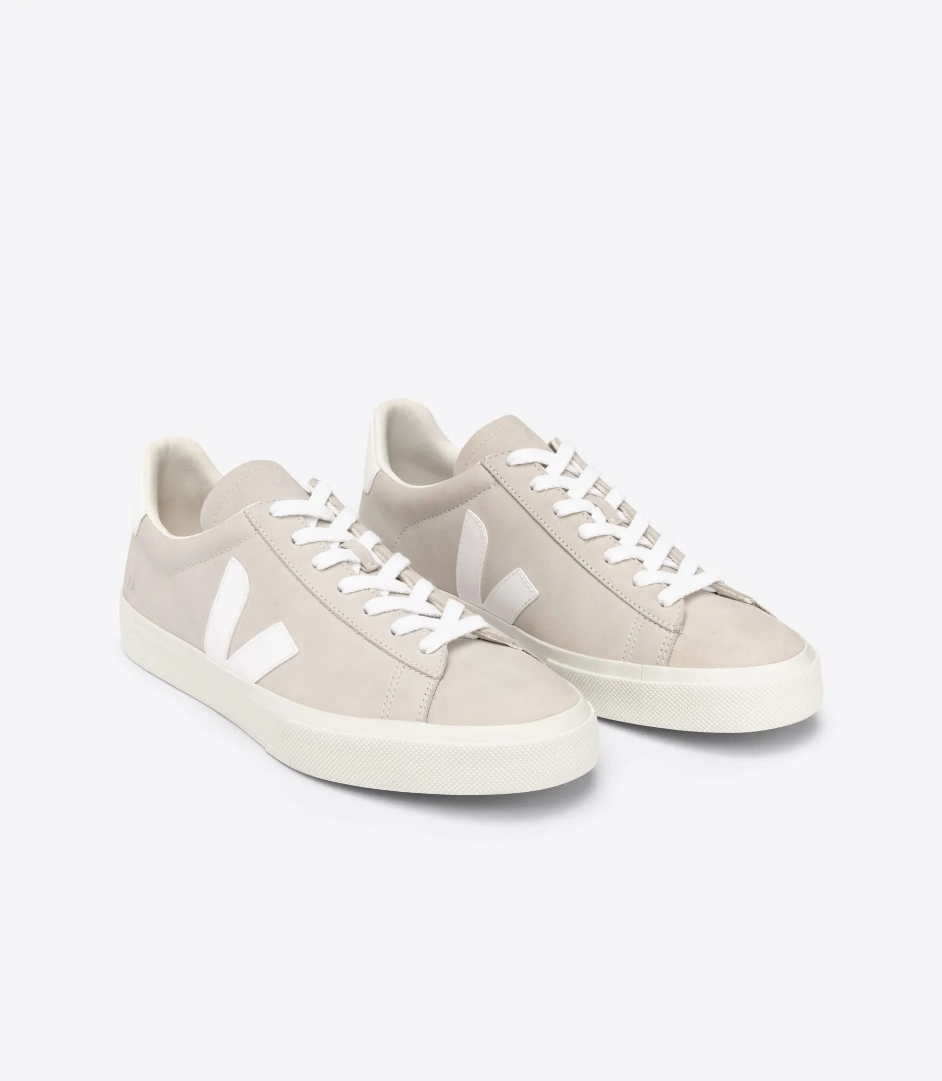 Veja Campo Nubuck