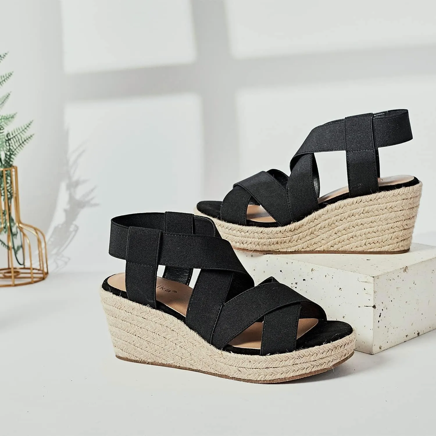 Women'S Wide Width Wedge Sandals, Ankle Strap Flat Low Wedge Platform Heel Sandal.